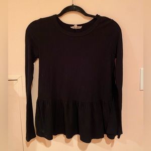 Black top with ruffles small